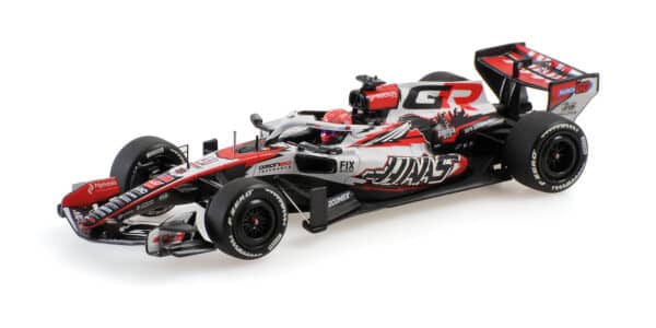 Minichamps 1:43 TGR Haas F1 Team VF-26 No.31 Esteban Ocon Japanese GP 2026 (417260331) Limited Edition Resin Model