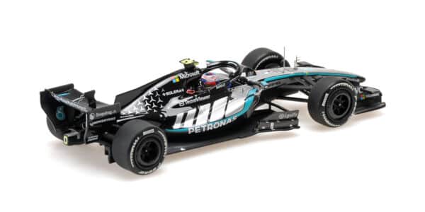 Minichamps 1:43 Mercedes-AMG Petronas F1 Team W17 No.12 Kimi Antonelli Winner Chinese GP 2026 with Pitboard (417260212) Limited Edition Resin Model 4 Minichamps 1:43 Mercedes-AMG Petronas F1 Team W17 No.12 Kimi Antonelli Winner Chinese GP 2026 with Pitboard (417260212) Limited Edition Resin Model