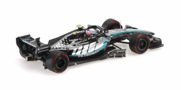 Minichamps 1:43 Mercedes-AMG Petronas F1 Team W17 No.12 Kimi Antonelli First Pole Position Chinese GP 2026 with Pole Position Tyre (417260222) Limited Edition Resin Model 4 Minichamps 1:43 Mercedes-AMG Petronas F1 Team W17 No.12 Kimi Antonelli First Pole Position Chinese GP 2026 with Pole Position Tyre (417260222) Limited Edition Resin Model