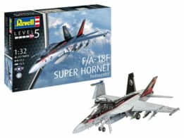 Revell 03847 1:32 Boeing FA18F Super Hornet model kit