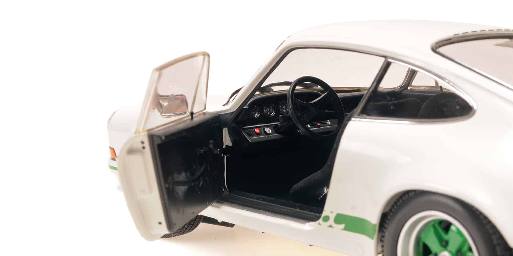 Minichamps 1:18 Porsche 911 Carrera RS White/Green 1972 (100066020) Diecast Model 7 Minichamps 1:18 Porsche 911 Carrera RS White/Green 1972 (100066020) Diecast Model - Image 7