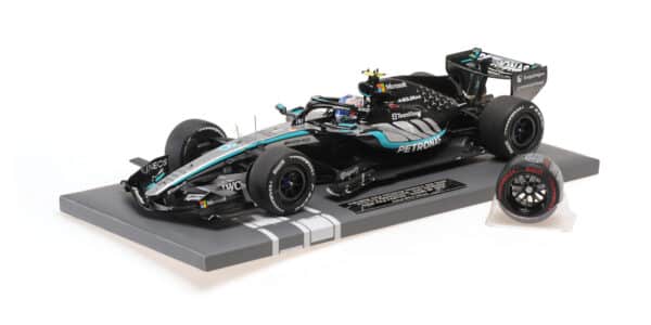 Minichamps 1:18 Mercedes-AMG Petronas F1 Team W17 No.12 Kimi Antonelli First Pole Position Chinese GP 2026 with Pole Position Tyre (117260222) Limited Edition Resin Model 11 Minichamps 1:18 Mercedes-AMG Petronas F1 Team W17 No.12 Kimi Antonelli First Pole Position Chinese GP 2026 with Pole Position Tyre (117260222) Limited Edition Resin Model