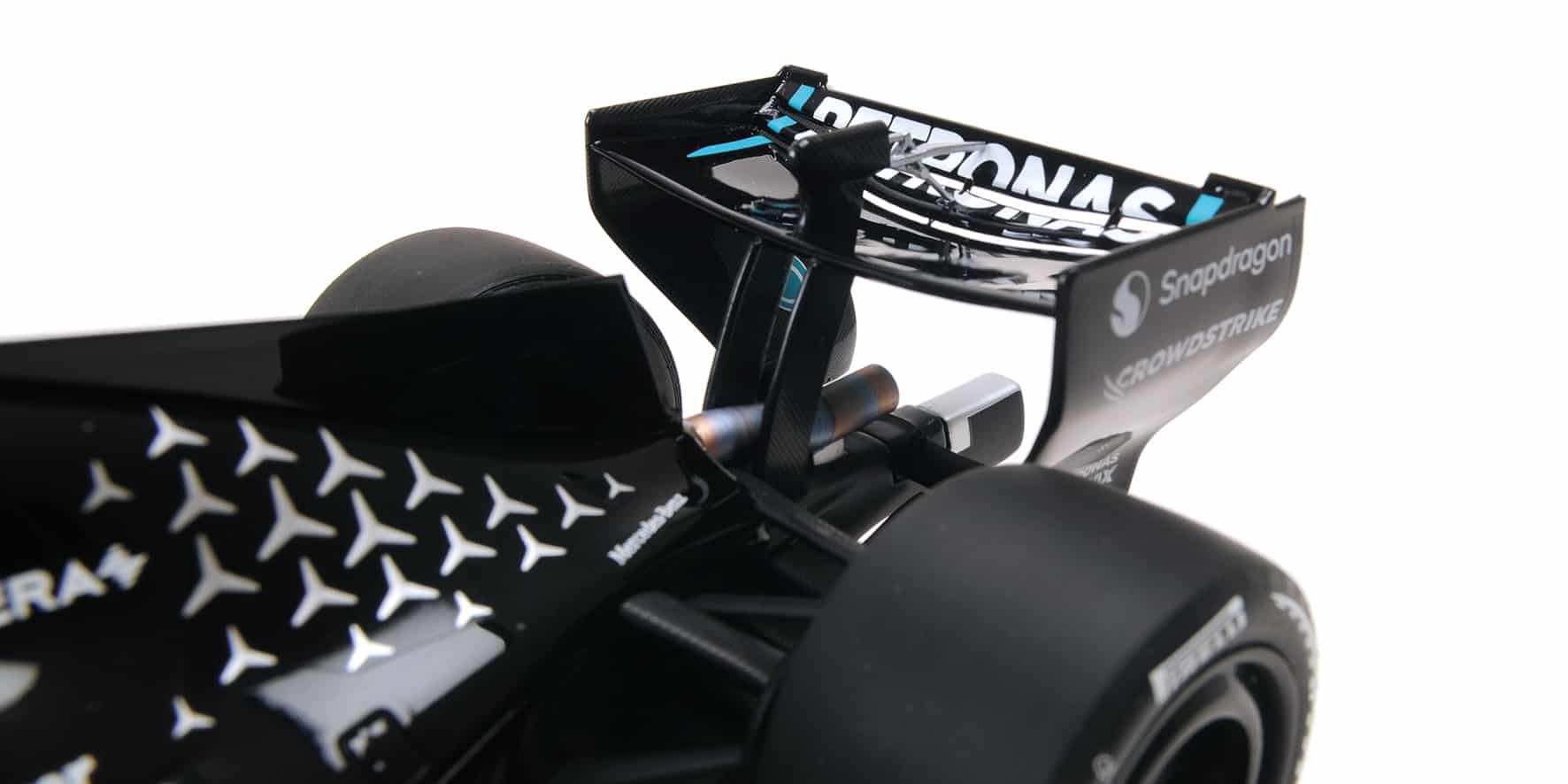 Minichamps 1:18 Mercedes-AMG Petronas F1 Team W17 No.12 Kimi Antonelli Winner Chinese GP 2026 with Pitboard (117260212) Limited Edition Resin Model 8 Minichamps 1:18 Mercedes-AMG Petronas F1 Team W17 No.12 Kimi Antonelli Winner Chinese GP 2026 with Pitboard (117260212) Limited Edition Resin Model