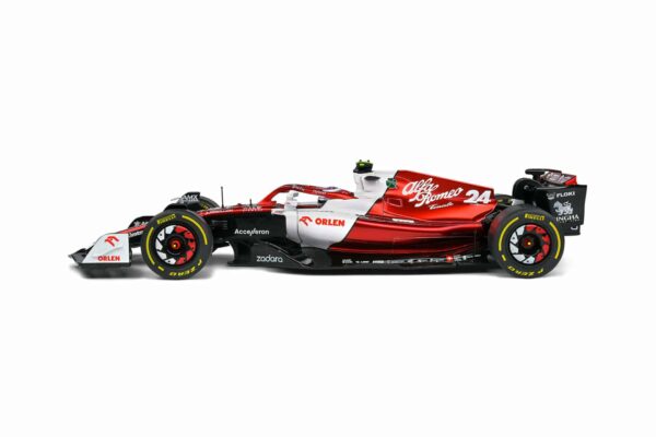 solido - 1:18 alfa romeo orlen c42 #24 zhou guanyu canadian gp 2022