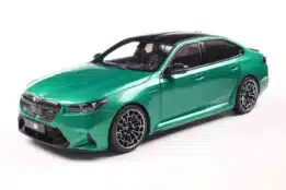 1 18 bmw m5 g90 m isle of man green metallic 2025 02