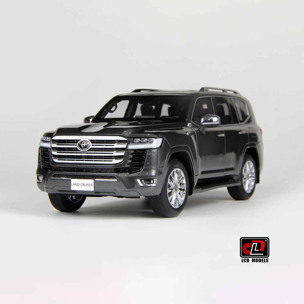 LCD Toyota Land Cruiser 300 Series Diecast Model in 1:18 Scale