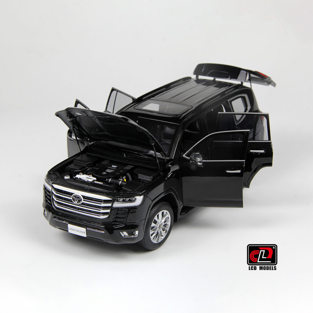 LCD Toyota Land Cruiser 300 Series Diecast Model in 1:18 Scale