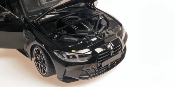 Minichamps - 1:18 BMW M4 (G82) Black Metallic 2024 (110020141) Diecast Model 11 Minichamps - 1:18 BMW M4 (G82) Black Metallic 2024 (110020141) Diecast Model