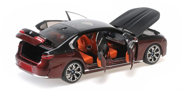 Minichamps 1:18 BMW I7 Black and Red Metallic 2022 (110023201) Diecast Model 5 Minichamps 1:18 BMW I7 Black and Red Metallic 2022 (110023201) Diecast Model