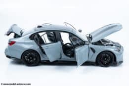 Minichamps - 1:18 BMW M3 CS Brooklyn Grey Metallic 2023 - Diecast Model