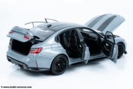 Minichamps - 1:18 BMW M3 CS Brooklyn Grey Metallic 2023 - Diecast Model