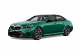 Minichamps - 1:18 BMW M5 (G90) 2024 Green Metallic - Diecast Model