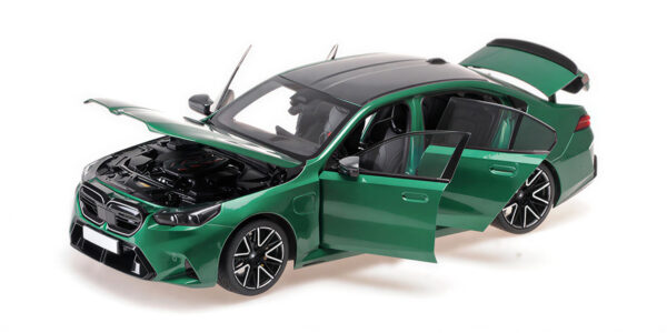 Minichamps 1:18 BMW M5 (G90) 2024 Green Metallic (110023800) Diecast Model
