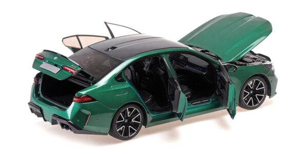 Alternative view of Minichamps 1:18 BMW M5 (G90) 2024 Green Metallic (110023800) Diecast Model
