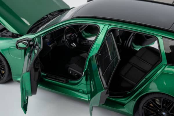Minichamps 1:18 BMW M5 Touring (G91) 2024 Isle of Man Green Metallic (110023902) Diecast Model 14 Minichamps 1:18 BMW M5 Touring (G91) 2024 Isle of Man Green Metallic (110023902) Diecast Model