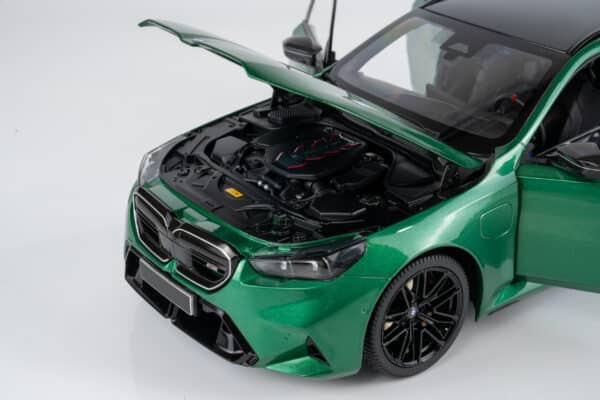 Minichamps 1:18 BMW M5 Touring (G91) 2024 Isle of Man Green Metallic (110023902) Diecast Model 15 Minichamps 1:18 BMW M5 Touring (G91) 2024 Isle of Man Green Metallic (110023902) Diecast Model
