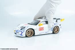 Minichamps - 1:18 Porsche 911 (992) GT3 RS No.912 Livery - Limited Edition Diecast Model