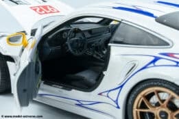 Minichamps - 1:18 Porsche 911 (992) GT3 RS No.912 Livery - Limited Edition Diecast Model
