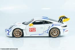 Minichamps - 1:18 Porsche 911 (992) GT3 RS No.912 Livery - Limited Edition Diecast Model
