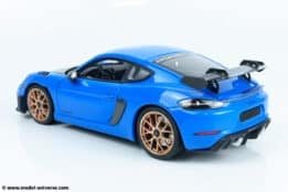 Minichamps - 1:18 Porsche Cayman GT4 RS Blue w/Weissach Package 2024 - Diecast Model