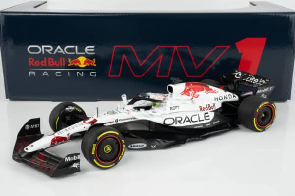 Minichamps 1:18 Red Bull Racing RB21 No.1 Max Verstappen Winner Japanese GP 2025 Special White Livery (110250301) Limited Edition Diecast Model