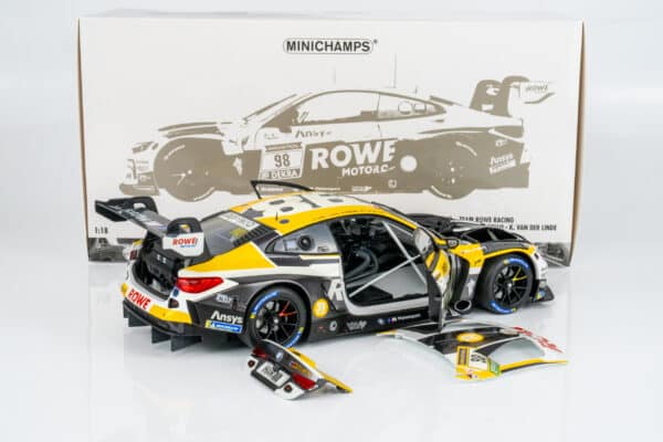 Minichamps - 1:18 BMW M4 GT3 EVO Team ROWE Winner 24h Nurburgring 2025 A.Farfus, J.Krohn, K.Van Der Linde - Diecast Model 13 Minichamps - 1:18 BMW M4 GT3 EVO Team ROWE Winner 24h Nurburgring 2025 A.Farfus, J.Krohn, K.Van Der Linde - Diecast Model