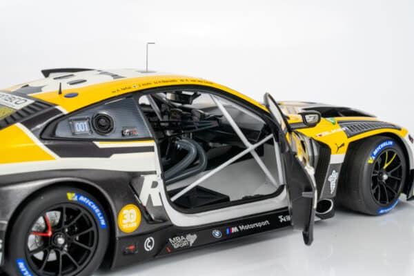 Minichamps - 1:18 BMW M4 GT3 EVO Team ROWE Winner 24h Nurburgring 2025 A.Farfus, J.Krohn, K.Van Der Linde - Diecast Model 22 Minichamps - 1:18 BMW M4 GT3 EVO Team ROWE Winner 24h Nurburgring 2025 A.Farfus, J.Krohn, K.Van Der Linde - Diecast Model