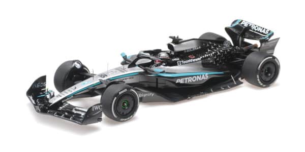 Minichamps - 1:18 Mercedes-AMG F1 W16 No.63 George Russell 3rd Chinese GP 2025 - Limited Edition Resin Model