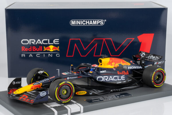 Minichamps 1:18 Red Bull Racing RB21 No.1 Max Verstappen Winner Imola GP 2025 (117250701) Limited Edition Resin Model