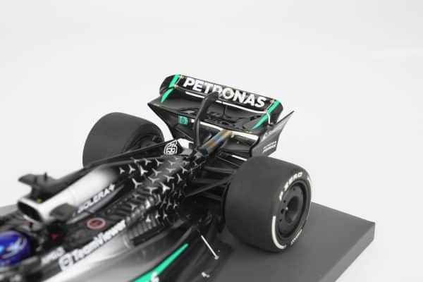 Minichamps 1:18 Mercedes-AMG Petronas F1 Team W16 E Performance No.63 George Russell Winner Singapore GP 2025 (117251863) Limited Edition Resin Model 23 Minichamps 1:18 Mercedes-AMG W16 E Performance No.63 George Russell Winner Singapore GP 2025 black silver resin model (117251863) - rear wing detail