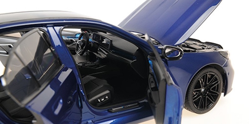 Minichamps 1:18 BMW M5 2024 (G90) 2024 Blue Metallic (110023802) Diecast Model 3 Minichamps 1:18 BMW M5 2024 (G90) 2024 Blue Metallic (110023802) Diecast Model - Image 3