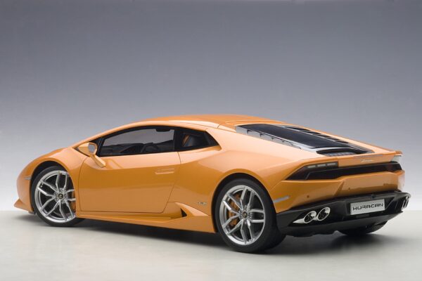 AUTOart 1:12 Lamborghini Huracan LP610-4 (Metallic Pearl Orange) 2014 (12098)