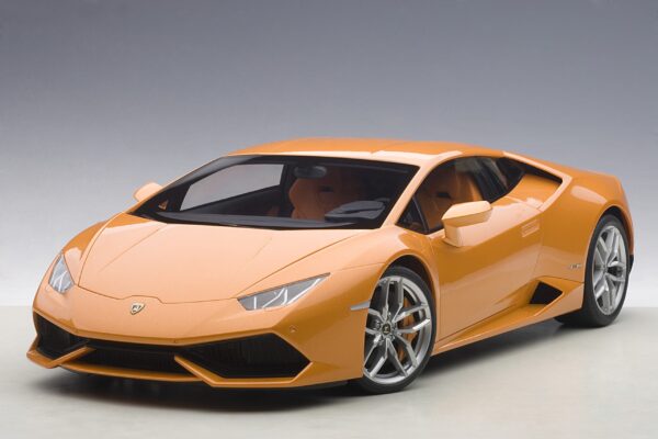 AUTOart 1:12 Lamborghini Huracan LP610-4 (Metallic Pearl Orange) 2014 (12098)