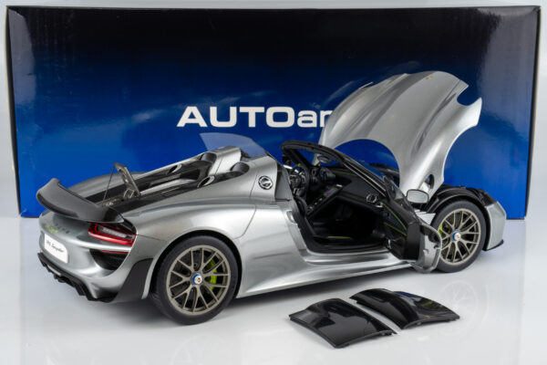 AUTOart 1:12 Porsche 918 Spyder Weissach Package GT Silver Metallic (12123) Composite Model 16 AUTOart 1:12 Porsche 918 Spyder Weissach Package GT Silver Metallic (12123) Composite Model