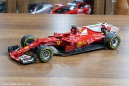 124 ferrari sf70h sebastian vettel 2017 diecast model 4