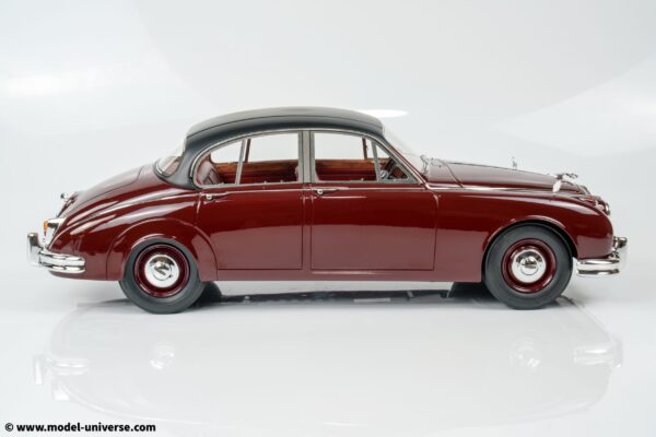 12ART - 1:12 Jaguar Mk.II Maroon with Black Roof "Inspector Morse" (12ART1001053) UK Exclusive Limited Edition Resin Model 19 12ART - 1:12 Jaguar Mk.II Maroon with Black Roof