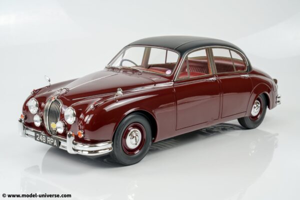 12ART - 1:12 Jaguar Mk.II Maroon with Black Roof "Inspector Morse" (12ART1001053) UK Exclusive Limited Edition Resin Model 13 12ART - 1:12 Jaguar Mk.II Maroon with Black Roof