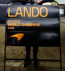Spark - 1:12 McLaren MCL39 No.4 3rd Abu Dhabi GP 2025 Lando Norris F1 Drivers' World Champion 2025 - Resin Model