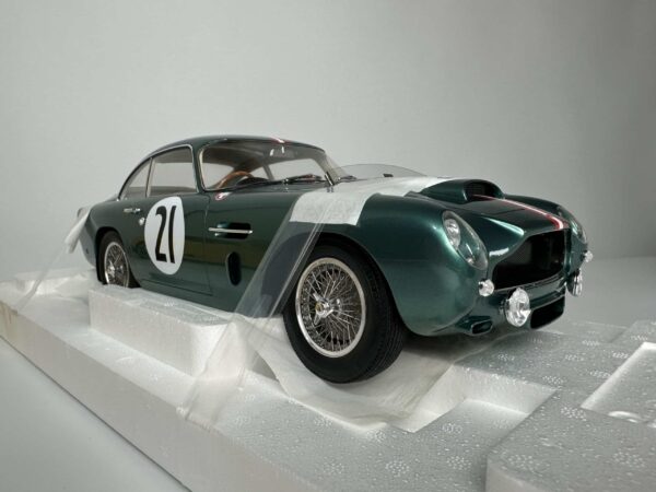 12ART - 1:12 Aston Martin DB4 GT 24h Le Mans #21 1959 - Limited Edition Resin Model 7 12ART - 1:12 Aston Martin DB4 GT 24h Le Mans #21 1959 - Limited Edition Resin Model