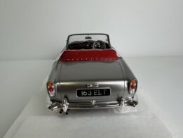 12ART 1:12 Aston Martin DB4 DHC Silver