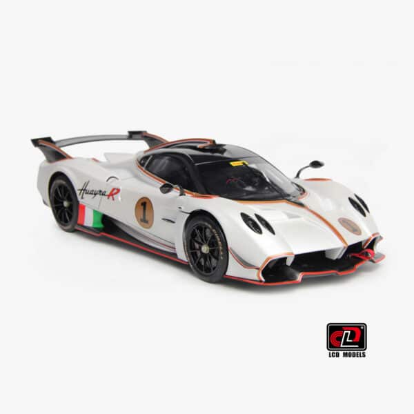 LCD - 1:18 Pagani Huayra R Pearl White 2021 - Diecast Model