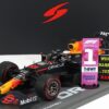 Spark 1:18 Red Bull Racing RB16B World Champion #33 Max Verstappen Abu Dhabi 2021 (With Pitboard)