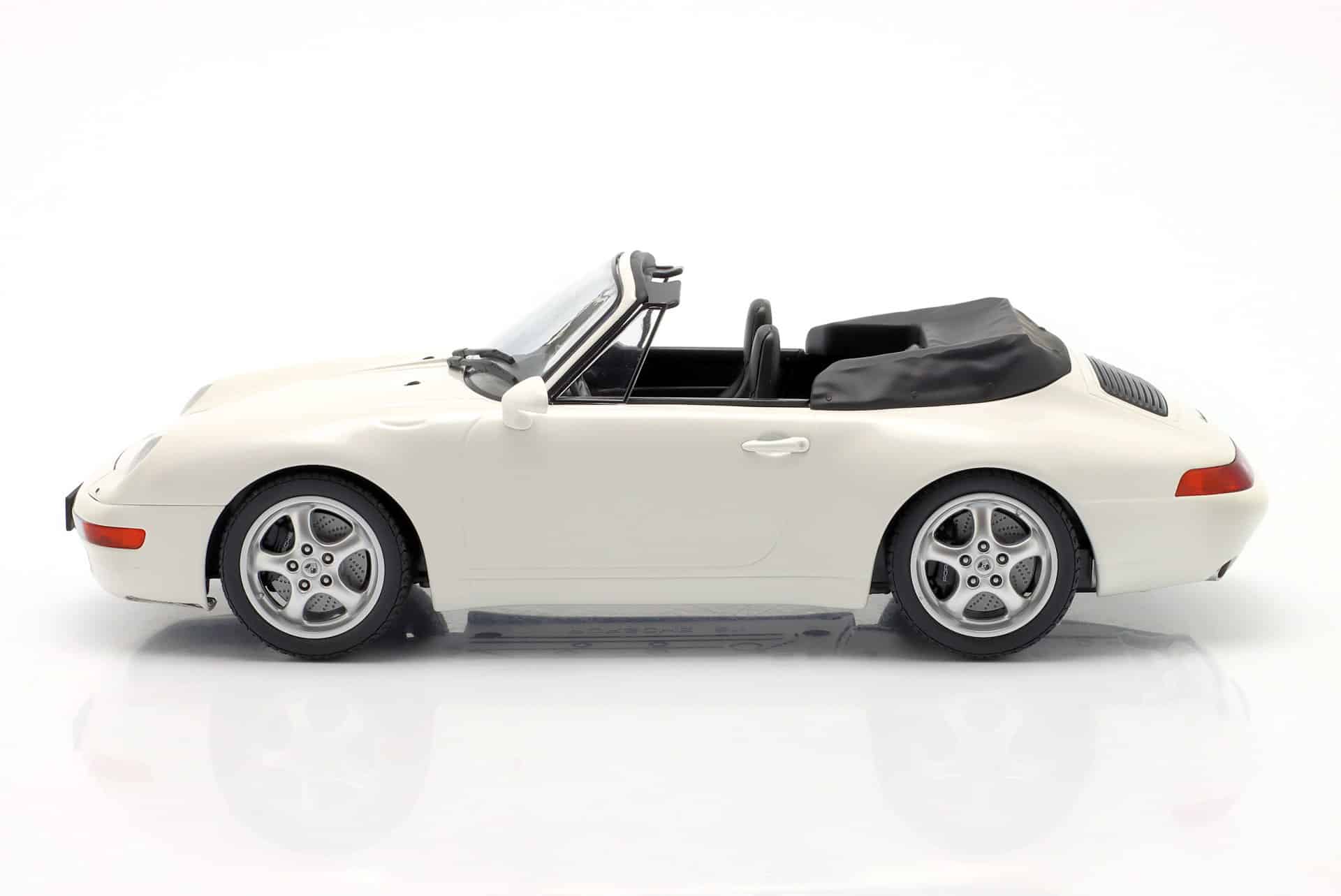 Minichamps 1:18 Porsche 911 (993) Cabriolet White 1994 (155061131) Limited Edition Diecast Model 4 Minichamps 1:18 Porsche 911 (993) Cabriolet White 1994 (155061131) Limited Edition Diecast Model - Image 4