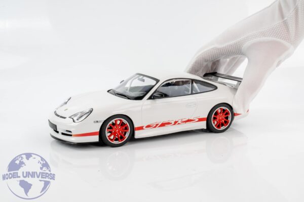 Minichamps - 1:18 Porsche 911 GT3 RS (997) White with Red Stripe 2002 - Limited Edition Diecast Model 7 155062020 2