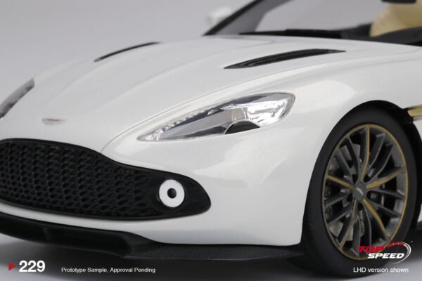 TS0229 Aston Martin Vanquish Zagato Speedster White 1:18 Top Speed Models