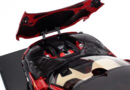 Polistil - 1:18 Ferrari Purosangue 2022 Rosso Corsa Red and Light Interior with Showcase - Limited Edition Diecast Model