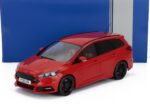 MCG - 1:18 Ford Focus ST Estate Red 2014 - Diecast Model