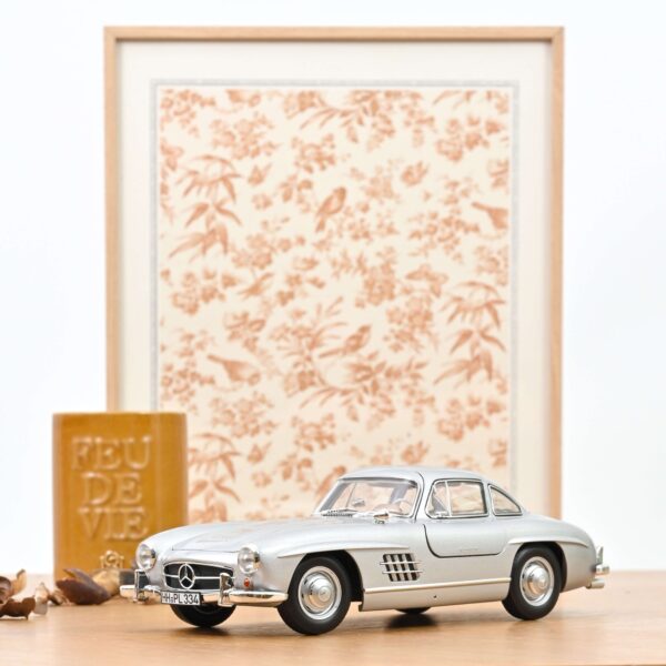 Norev 1:18 Mercedes-Benz 300 SL Silver 1954 (NV183857) Diecast Model 9 Norev 1:18 Mercedes-Benz 300 SL Silver 1954 (NV183857) Diecast Model