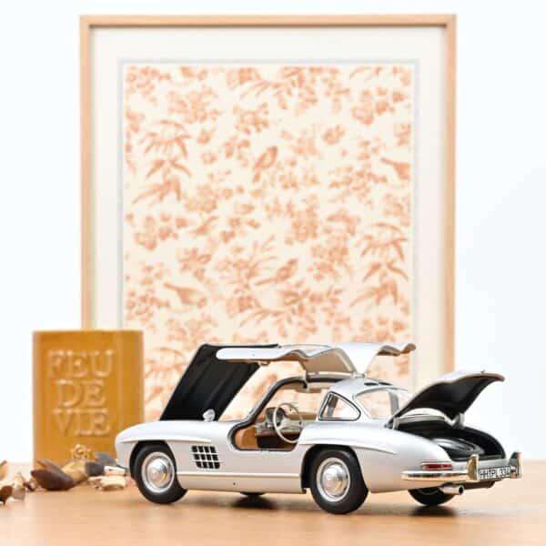 Norev 1:18 Mercedes-Benz 300 SL Silver 1954 (NV183857) Diecast Model 10 Norev 1:18 Mercedes-Benz 300 SL Silver 1954 (NV183857) Diecast Model