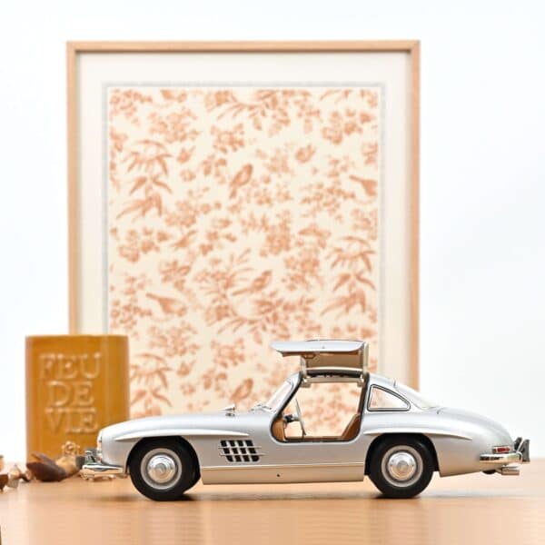Norev 1:18 Mercedes-Benz 300 SL Silver 1954 (NV183857) Diecast Model 12 Norev 1:18 Mercedes-Benz 300 SL Silver 1954 (NV183857) Diecast Model
